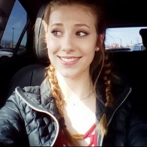 Meet your Posher, Ariel